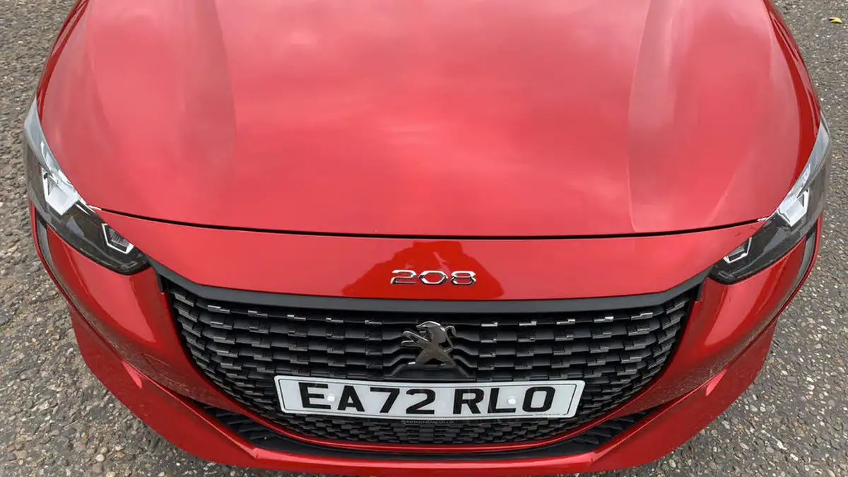 2023-peugeot-208-12-puretech-allure-premium-100ps-big-46