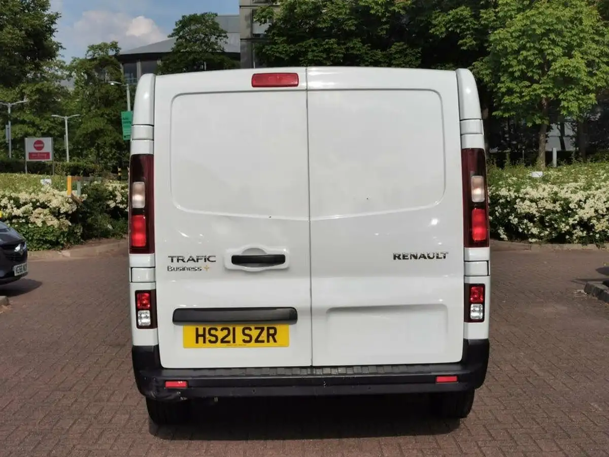 2021-renault-trafic-20dci-ll30-energy-120-business-panel-big-4