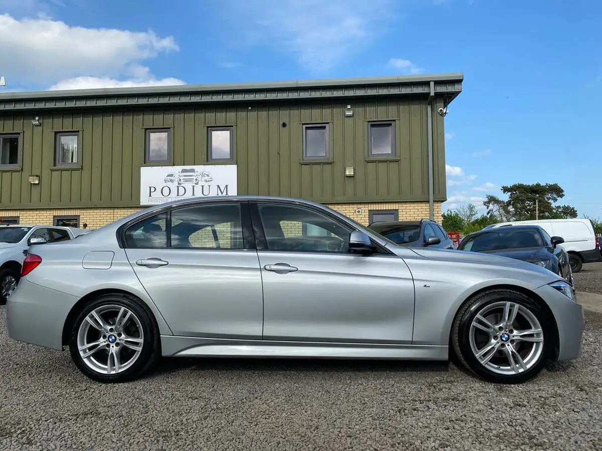 2017-bmw-3-series-20td-320d-m-sport-saloon-4d-big-21