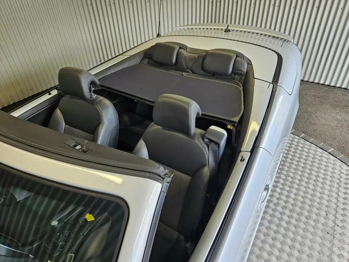 2010-saab-9-3-big-33