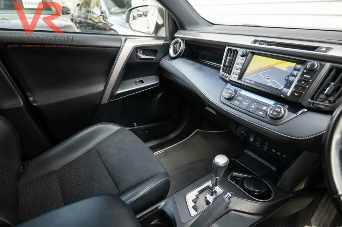2018-toyota-rav4-25-vvt-i-design-194bhp-2494cc-big-23
