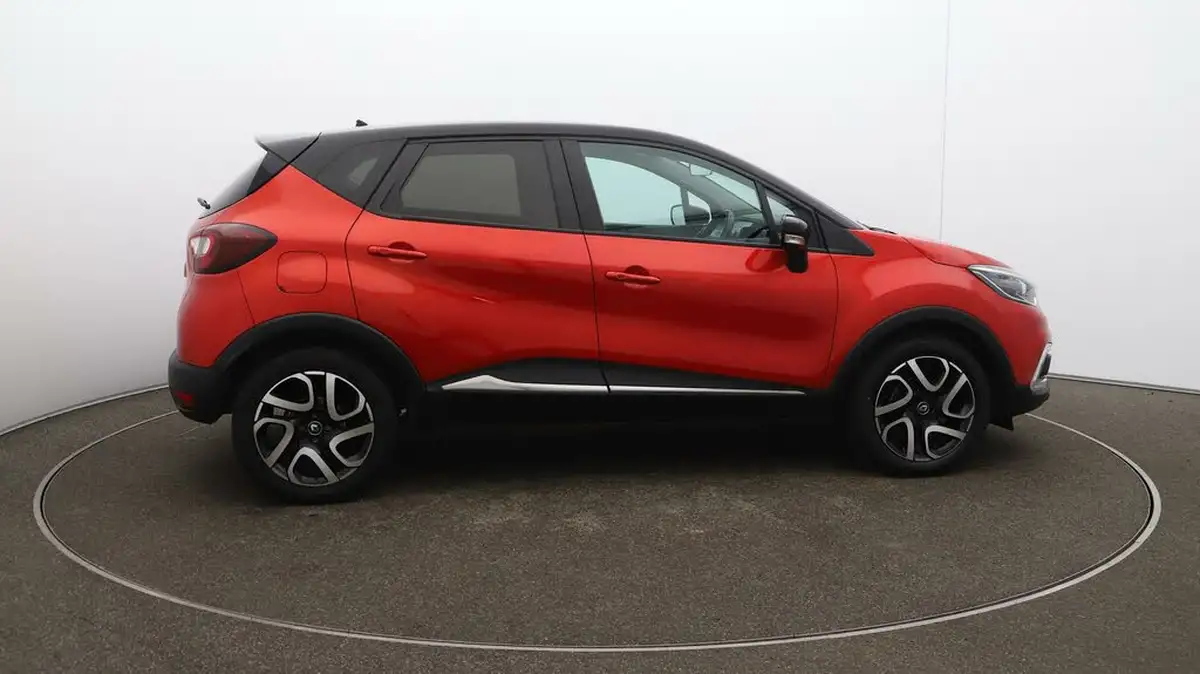 2019-renault-captur-09-tce-iconic-big-49