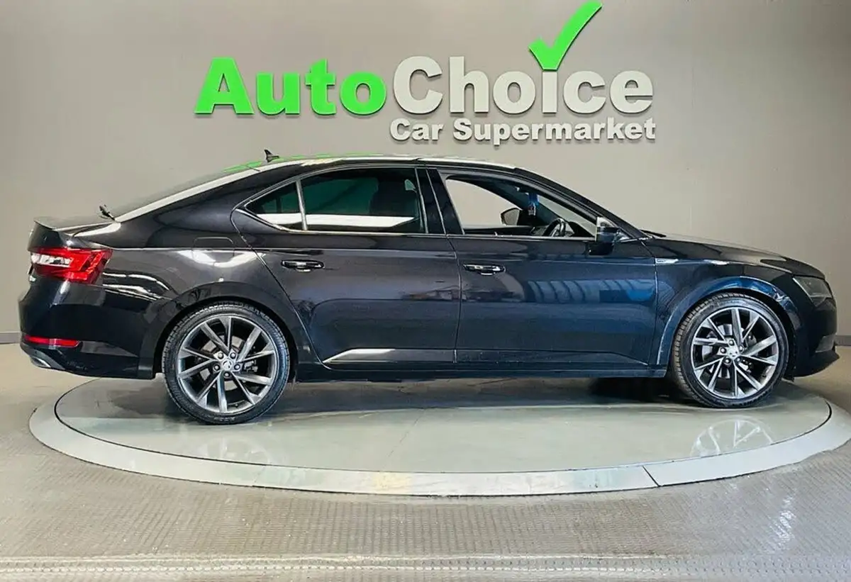 2018-skoda-superb-14-tsi-act-sportline-hatchback-dsg-big-17
