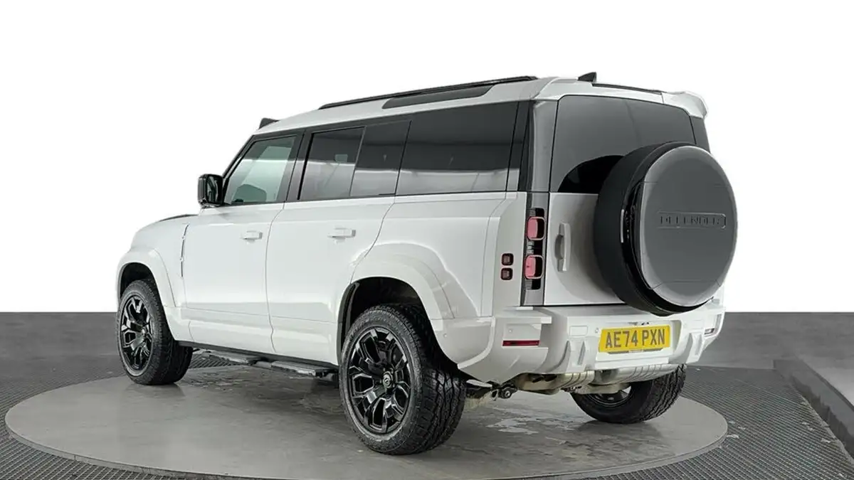 2024-land-rover-110-defender-big-5