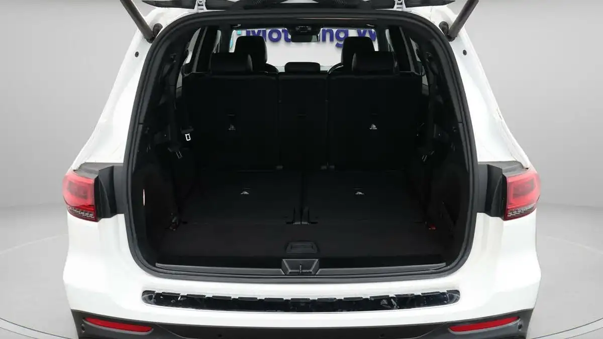 2020-mercedes-benz-glb-class-20d-glb220d-amg-line-premium-plus-driving-assistance7-big-17