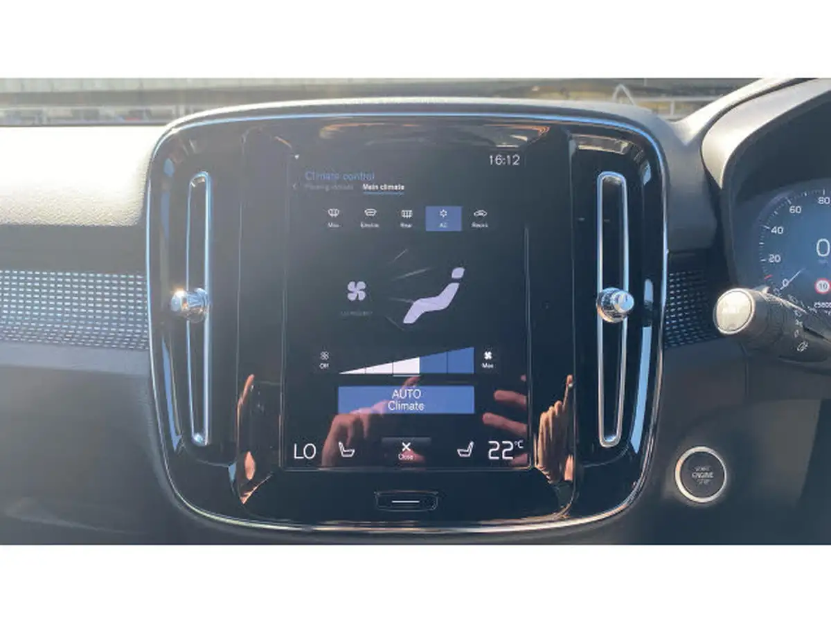 2021-volvo-xc40-20-b4-r-design-pro-194bhp-auto-big-29