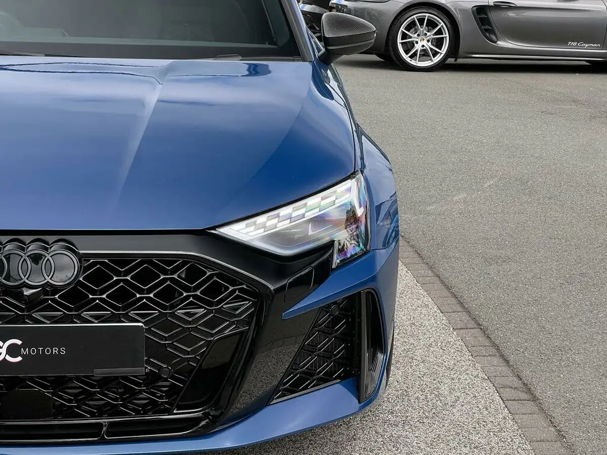 2025-audi-rs3-big-77
