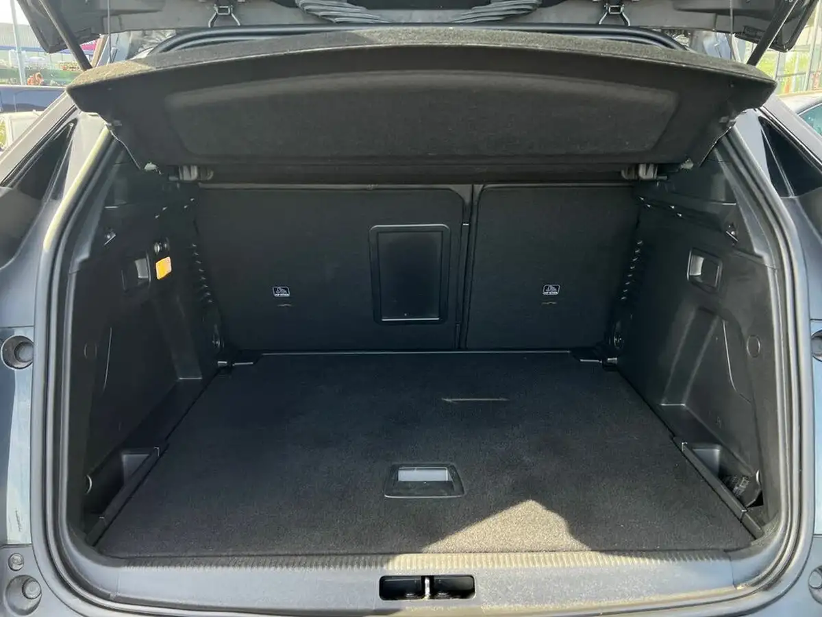 2022-peugeot-3008-suv-12-puretech-allure-premium-eat8-big-22