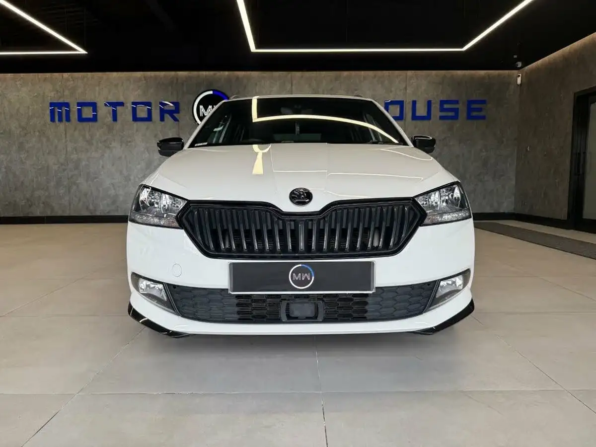 2018-skoda-fabia-10-tsi-monte-carlo-95ps-estate-big-11