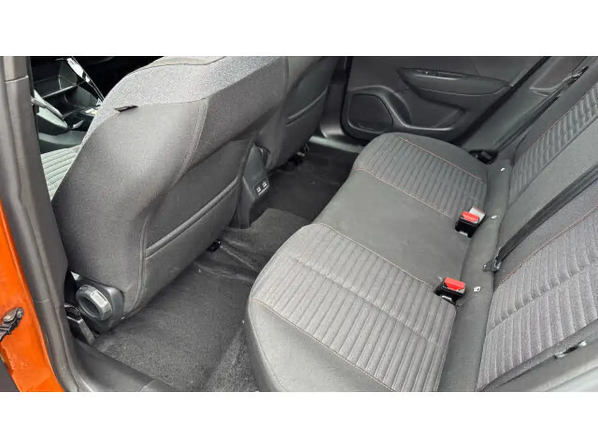 2023-peugeot-2008-suv-e-active-premium-big-15