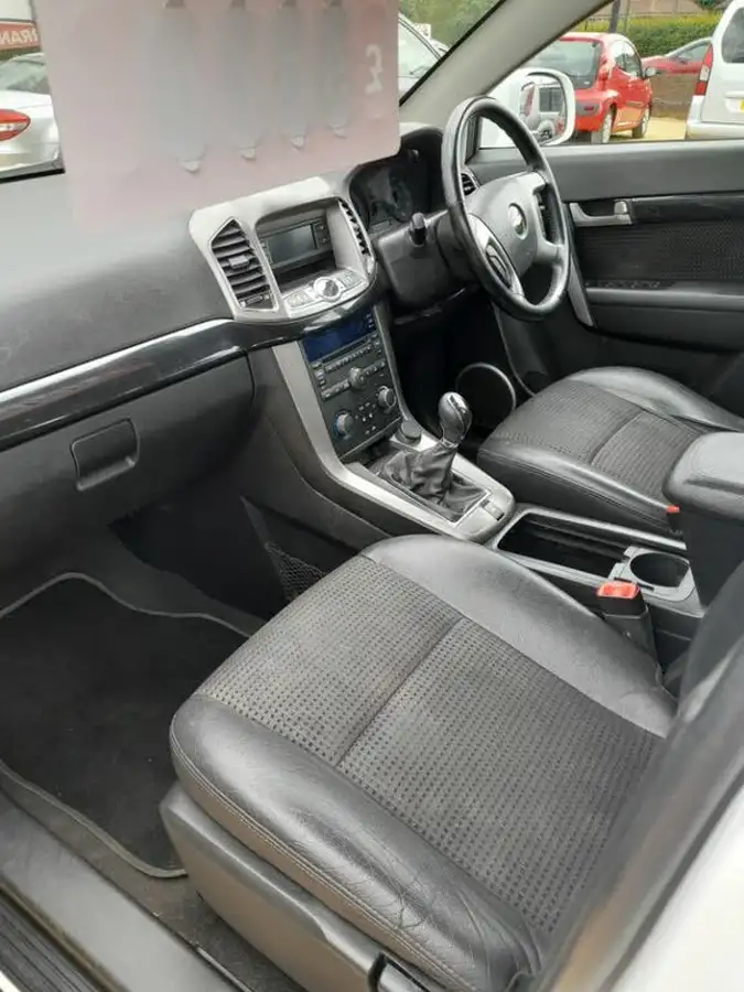 2012-chevrolet-captiva-22td-lt-22vcdi-4x4-big-13