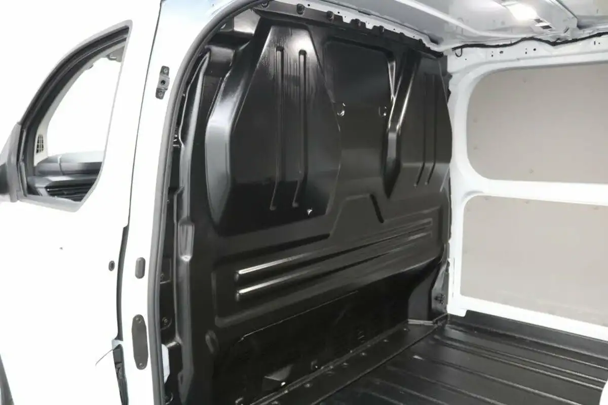 2024-ford-transit-custom-20tdci-320-l2h1-limited-136pseu6e-panel-van-1996cc-auto-big-13
