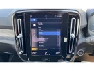 2022-volvo-xc40-15-t4-r-design-small-29