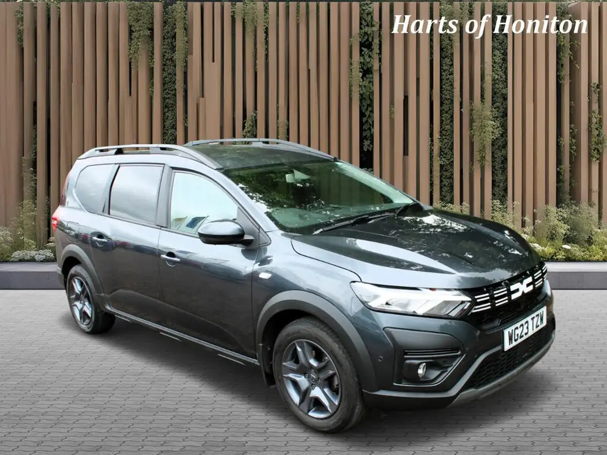 2023-dacia-jogger-10-tce-expression-big-2