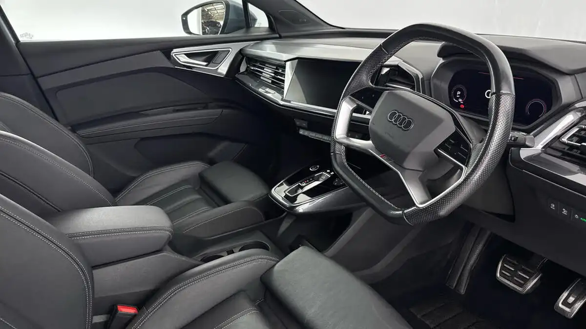 2022-audi-q4-e-tron-50e-s-line-station-wagon-big-9