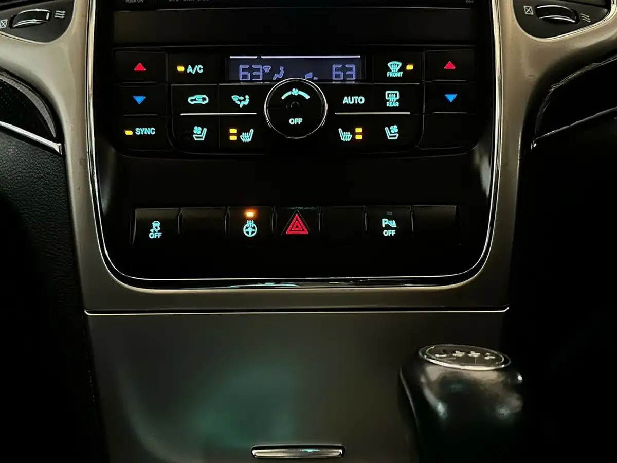 2013-jeep-grand-cherokee-big-8