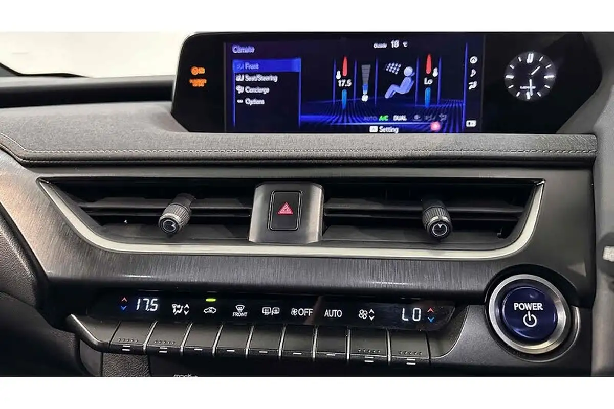 2021-lexus-ux-300e-e-ux-big-52