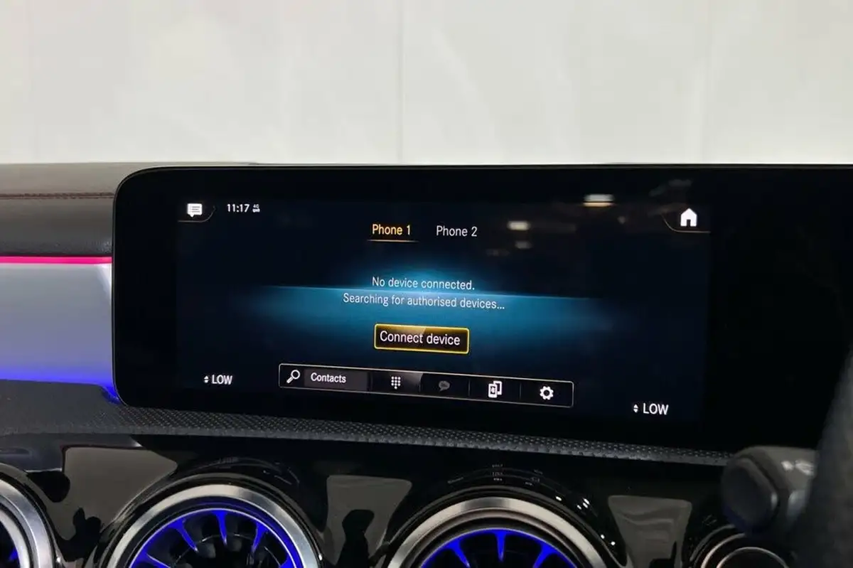2023-mercedes-benz-cla-big-18
