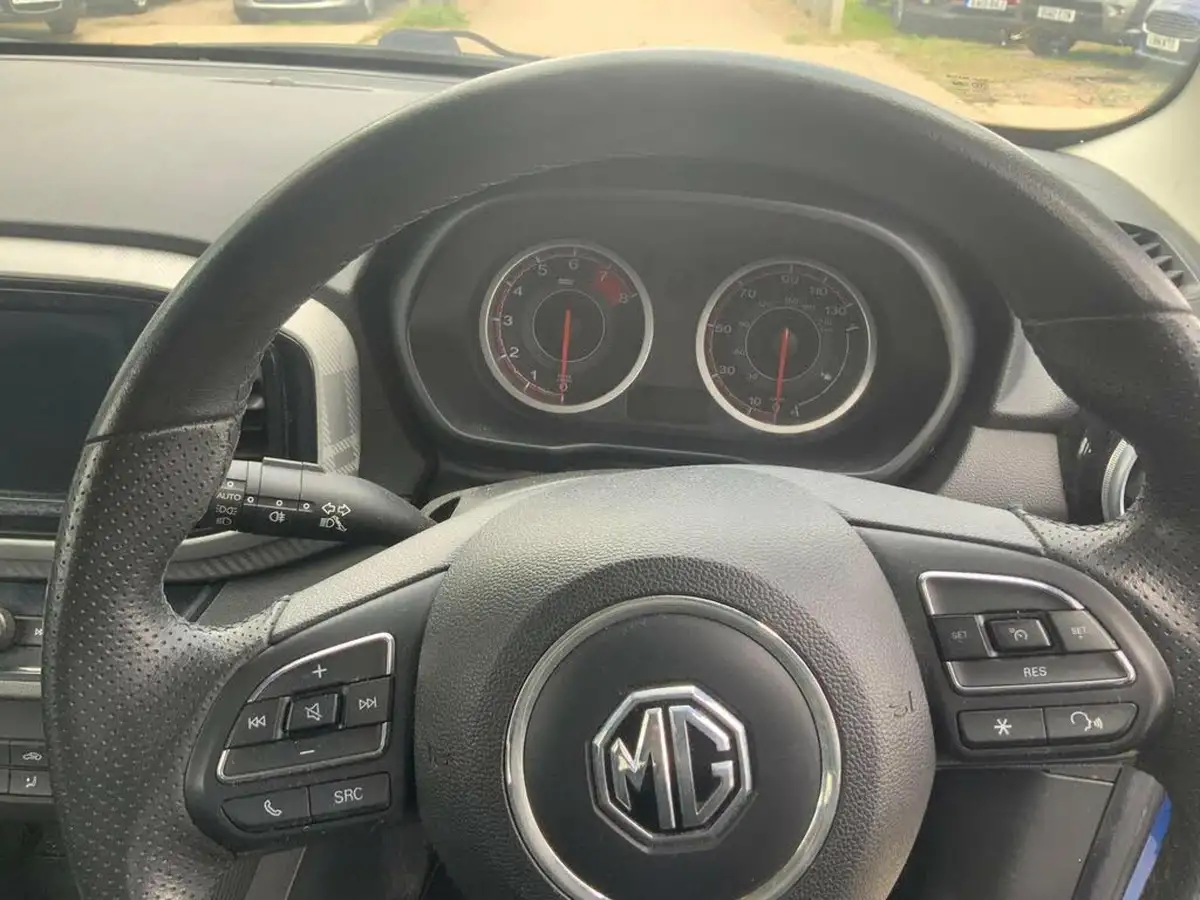 2020-mg-mg3-15-vti-tech-exclusive-big-60