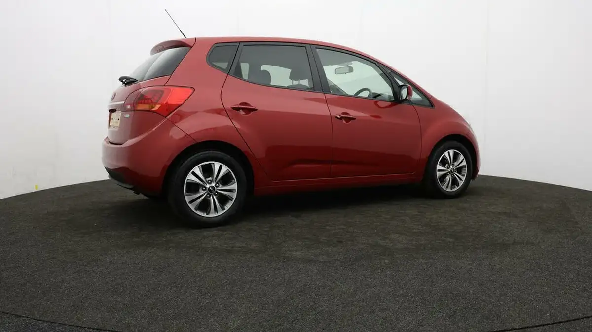 2018-kia-venga-16-3-isg-big-36