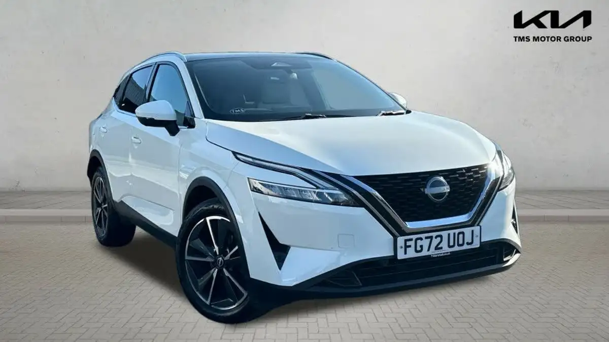2022-nissan-qashqai-13-dig-t-tekna-158ps-xtronic-big-0