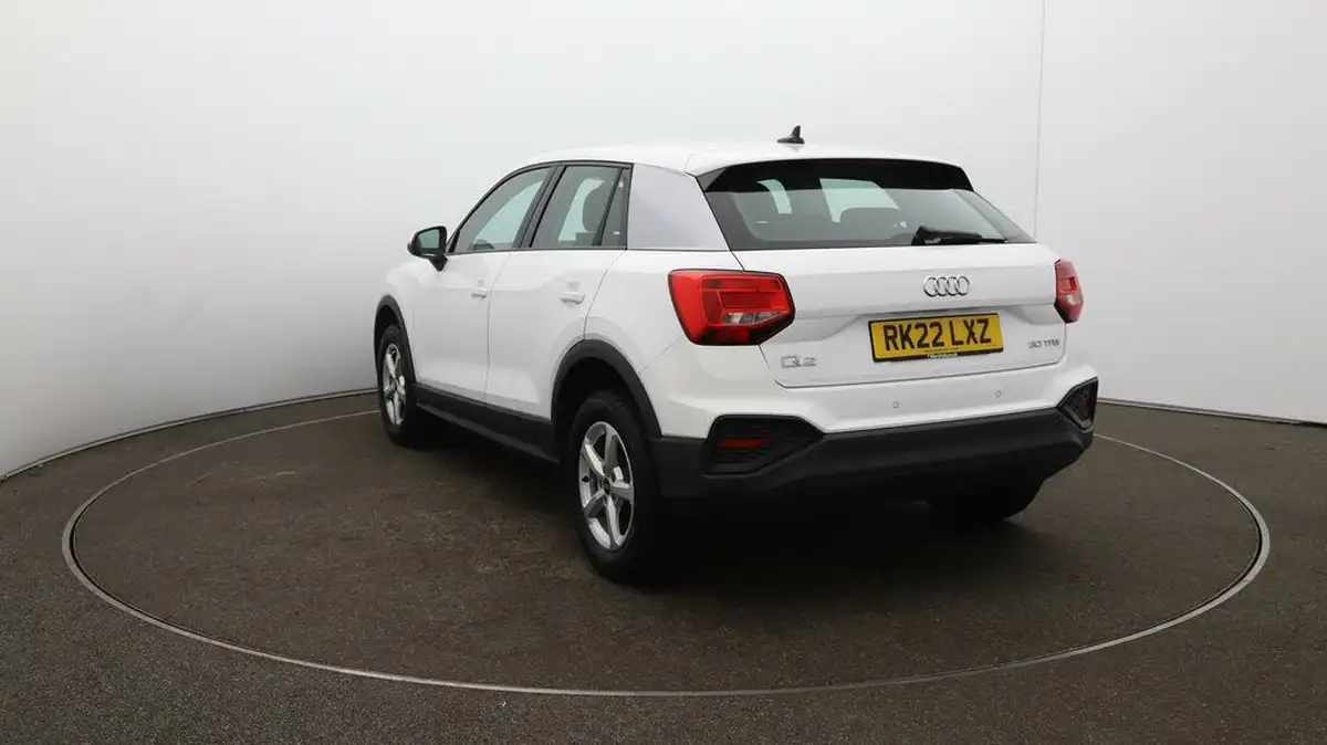 2022-audi-q2-10-30-tfsi-technik-big-60