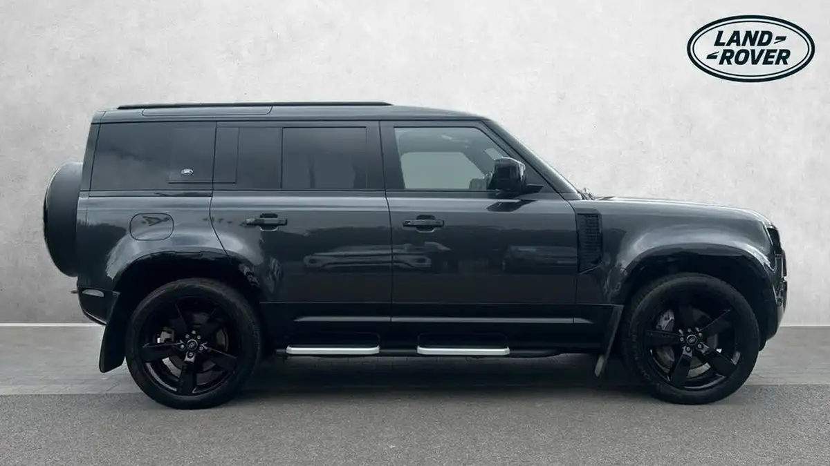 2022-land-rover-110-defender-20-p400e-x-dynamic-hse-big-4