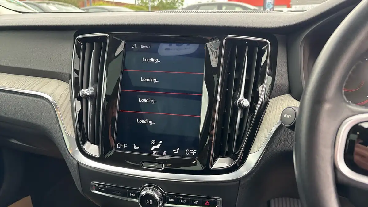 2018-volvo-v60-20td-d4-inscription-geartronic-big-9