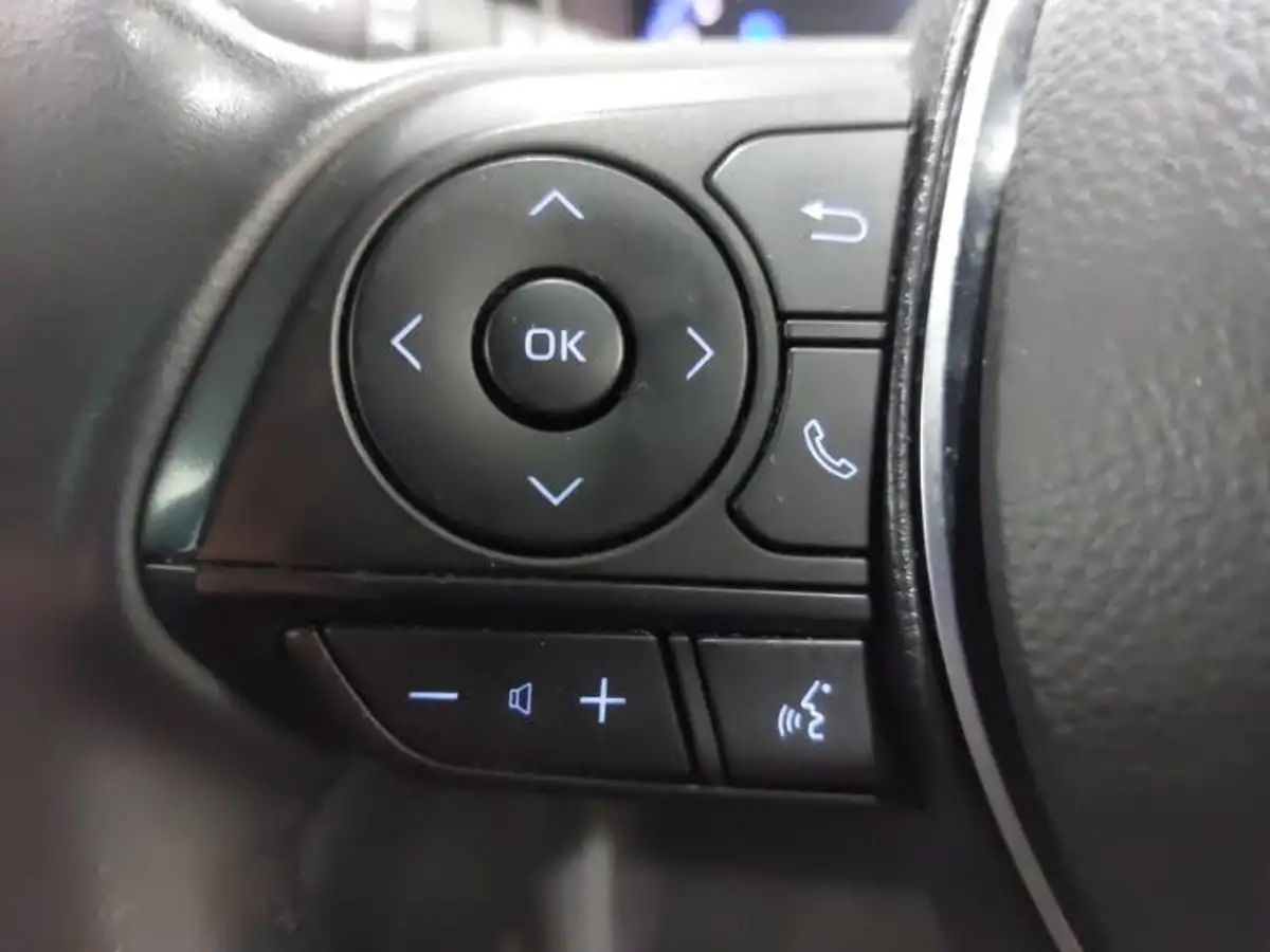 2022-suzuki-swace-18-sz5-big-15