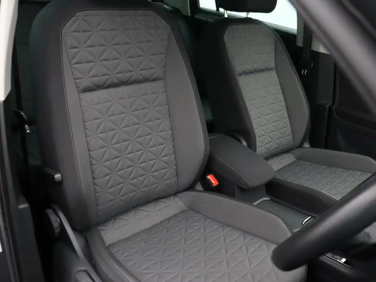 2022-volkswagen-tiguan-15-tsi-life-150ps-dsg-big-9