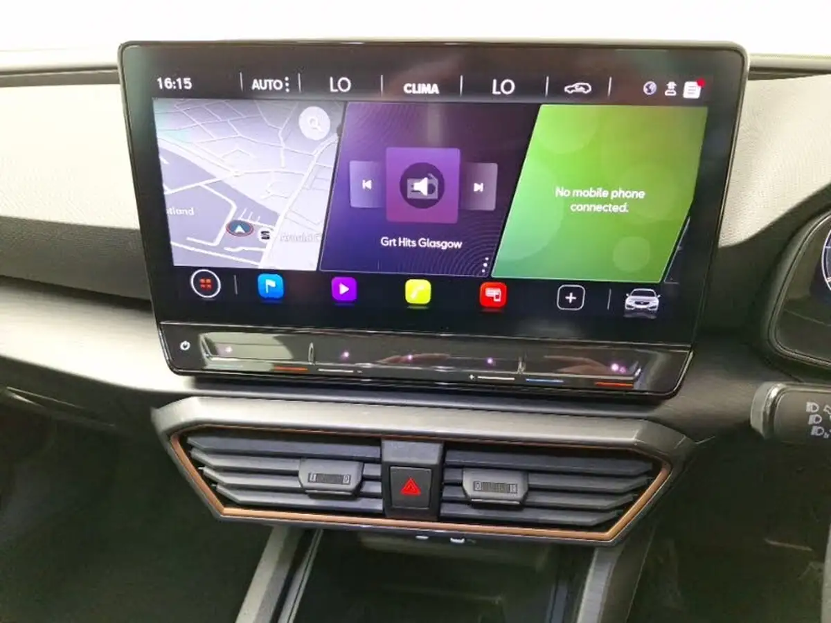 2024-cupra-leon-nf-15-etsi-v1-design-edition-hatchback-big-16