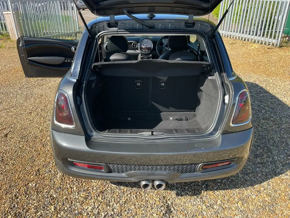 2013-mini-cooper-20td-cooper-sd-bayswater-big-9