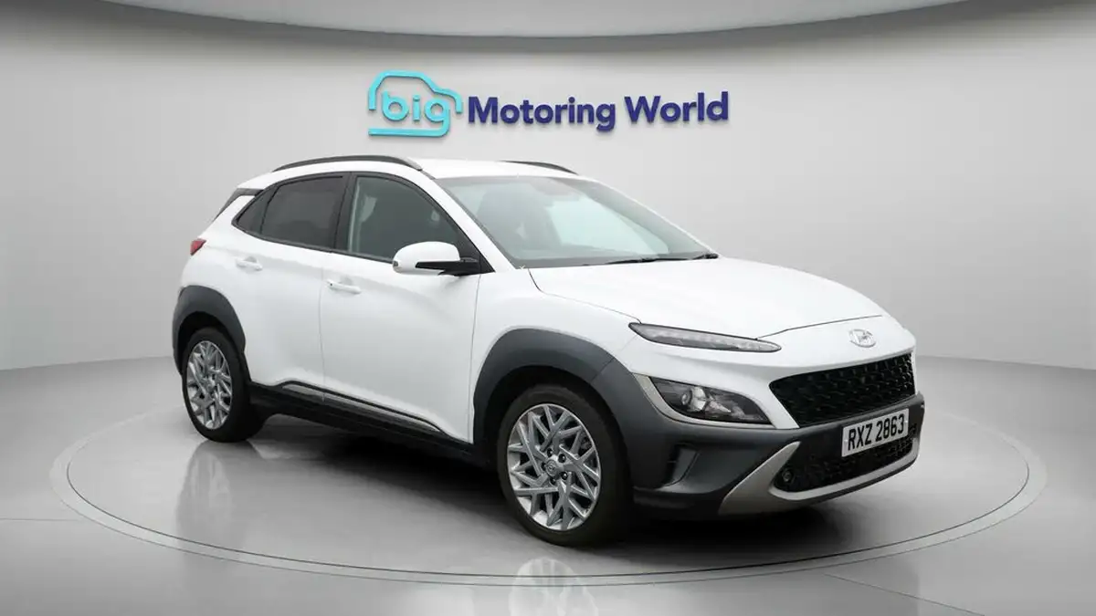 2022-hyundai-kona-16-gdi-premium-big-1