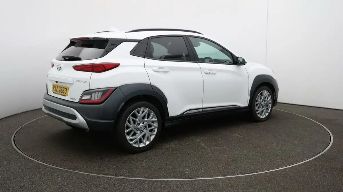 2022-hyundai-kona-16-gdi-premium-big-53