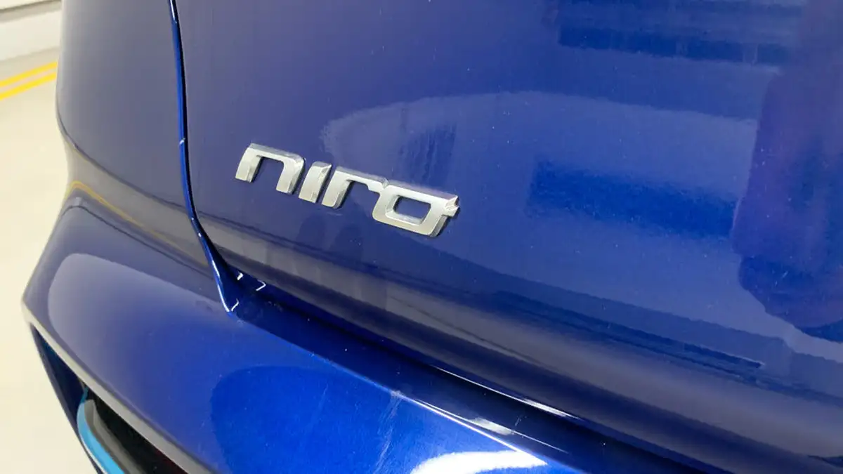 2021-kia-e-niro-ev-4-big-39