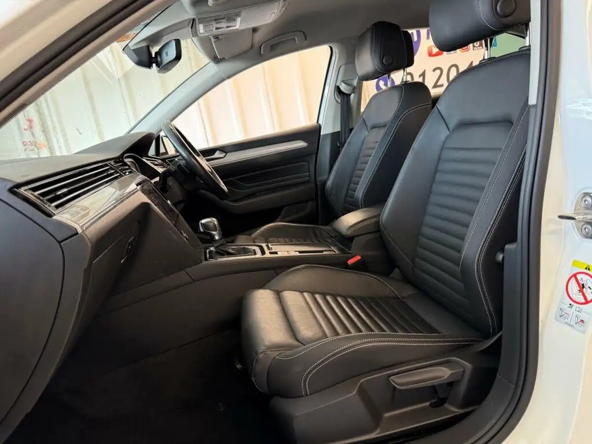2019-volkswagen-passat-14-tsi-gte-advance-saloon-4d-big-7