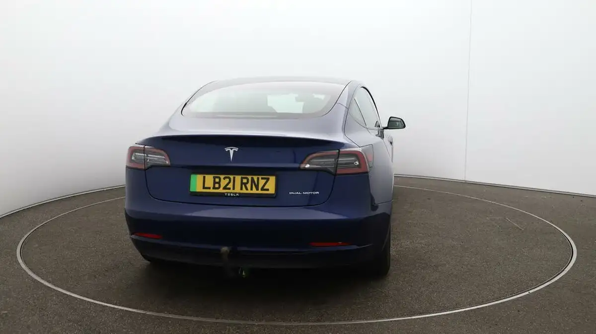 2021-tesla-model-3-e-long-range-4x4-big-57