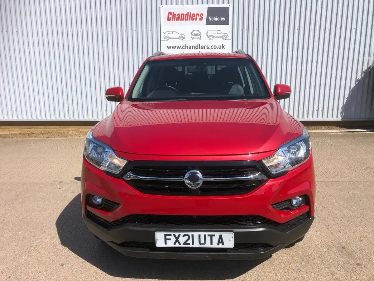 2021-kgm-ssangyong-musso-22td-rebel-181ps-eu6-auto-big-5