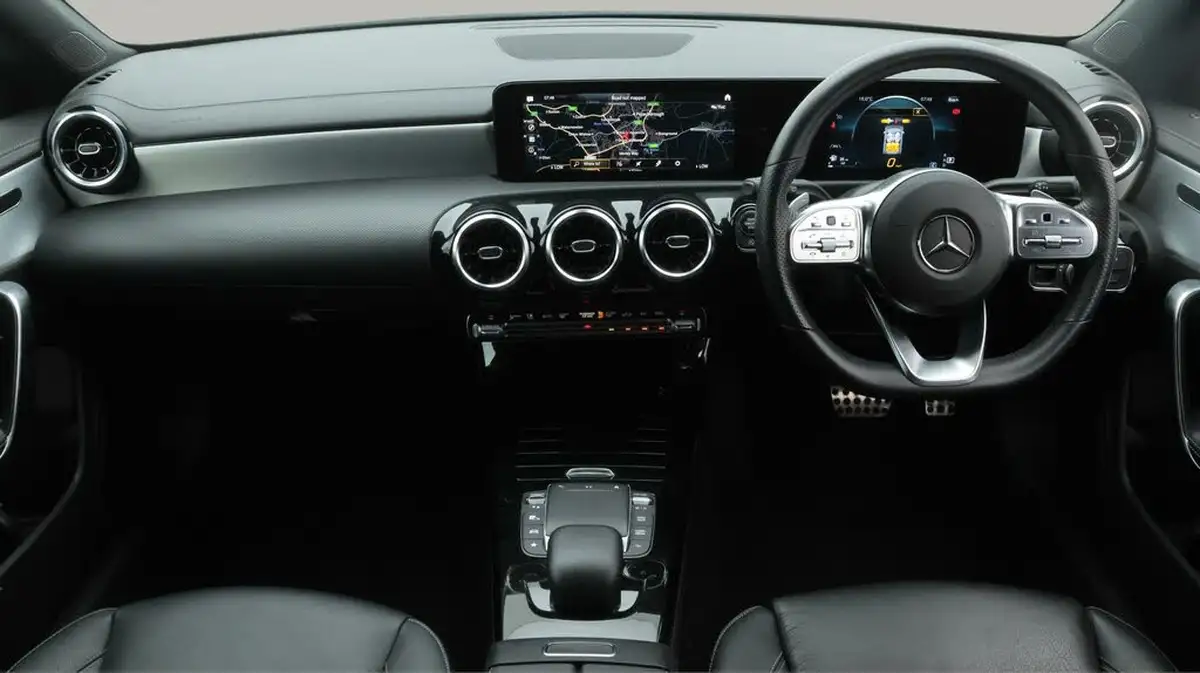 2022-mercedes-benz-cla-13-cla-200-amg-line-shooting-brake-5d-big-12