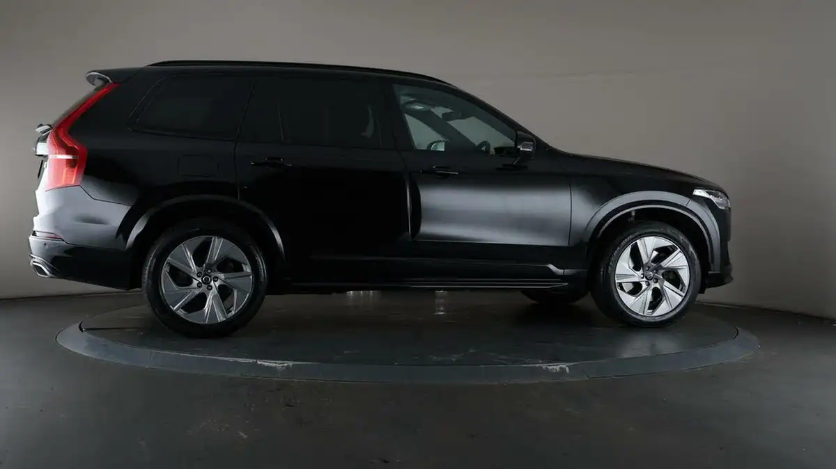 2021-volvo-xc90-20-t8-r-design-390bhp-big-61