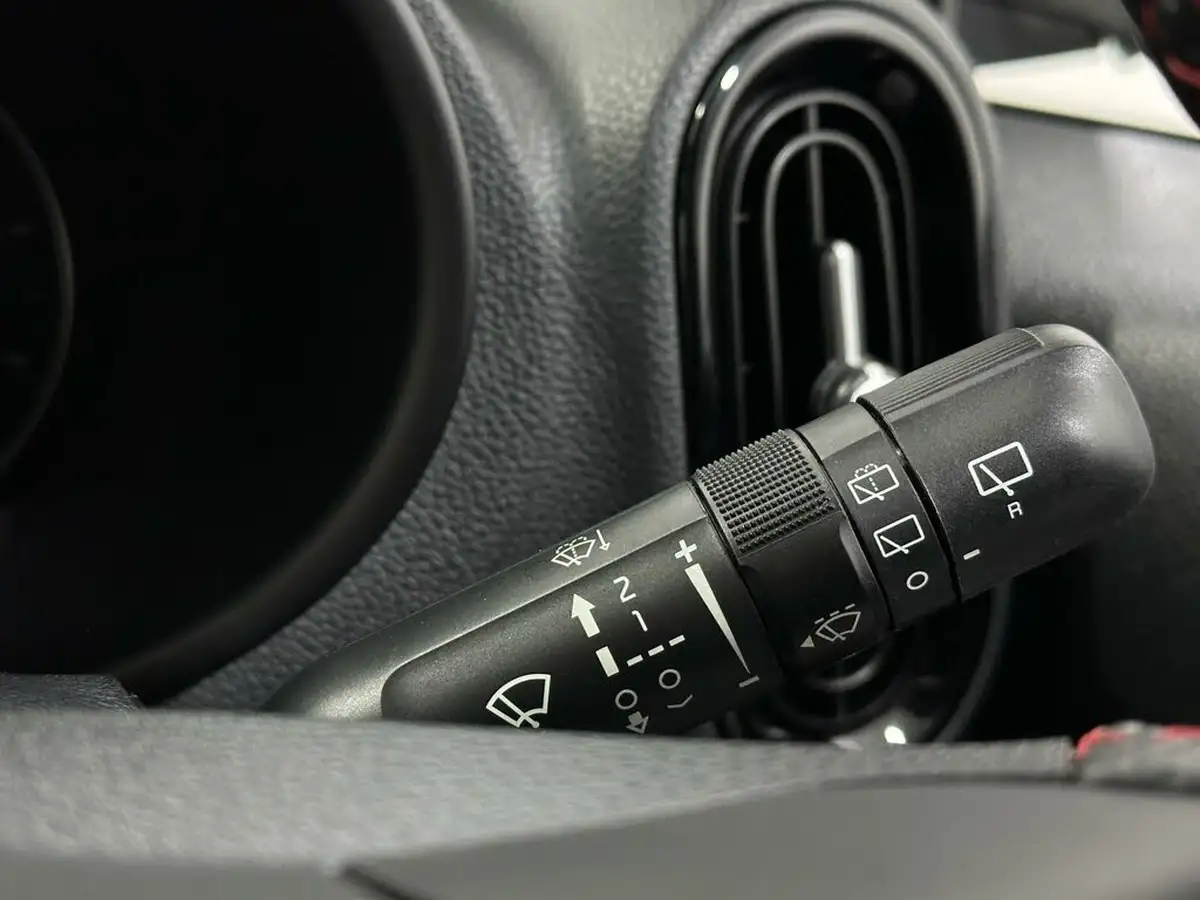 2022-kia-picanto-10-t-gdi-gt-line-s-big-14