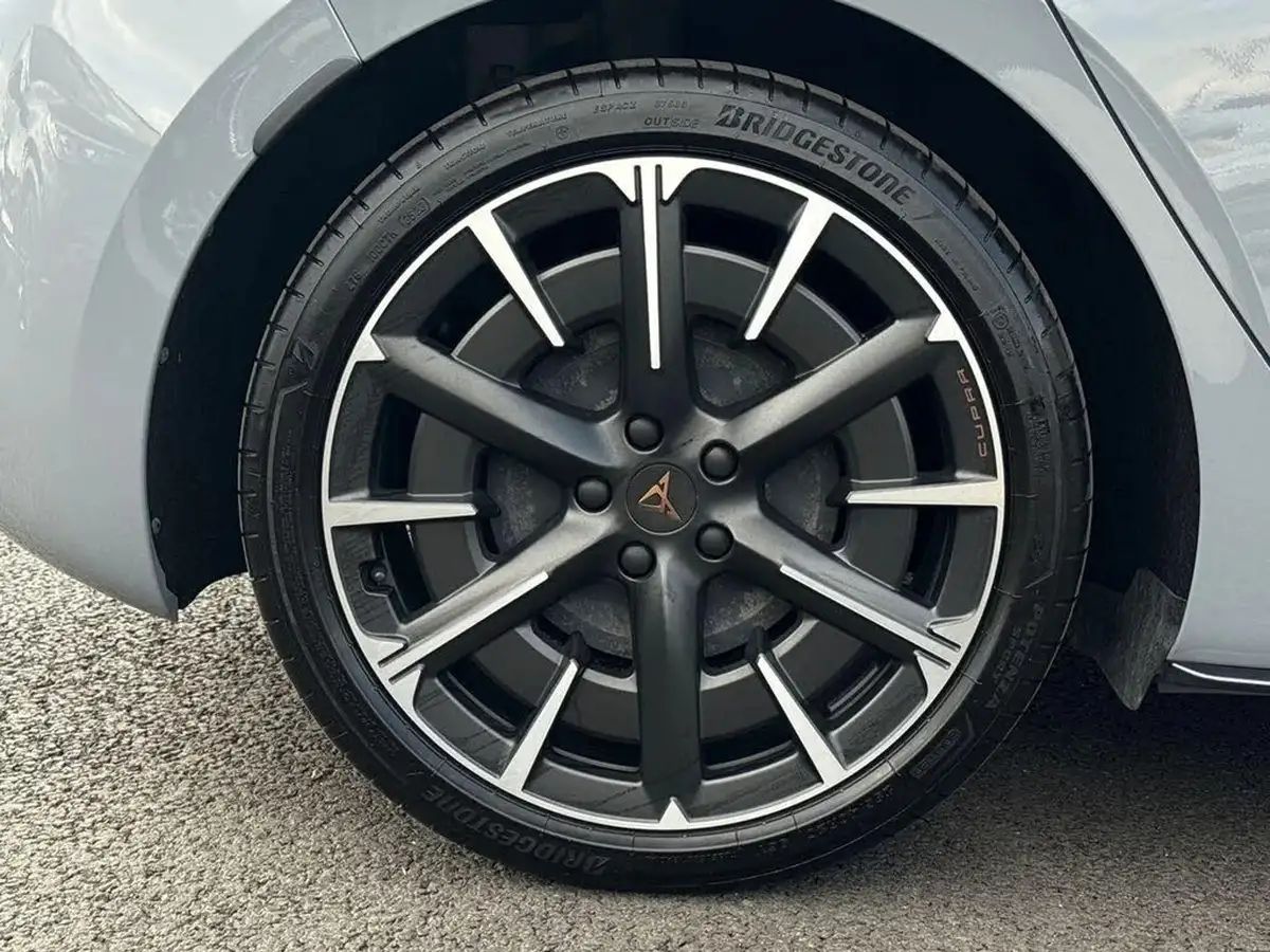 2024-cupra-born-e-v3-230ps-77kwh-e-boost-big-21