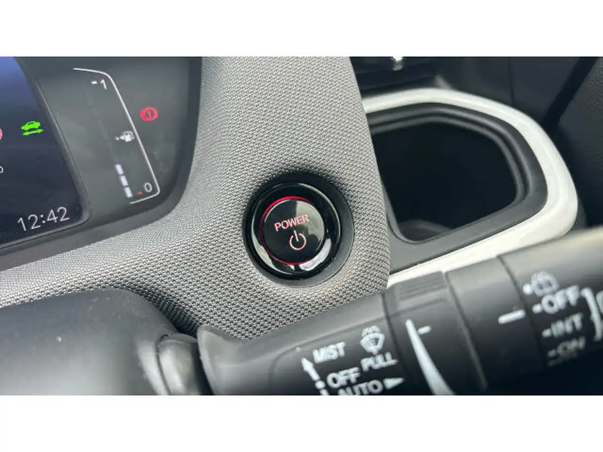 2021-honda-jazz-15-i-mmd-crosstar-ex-109ps-two-tone-big-15