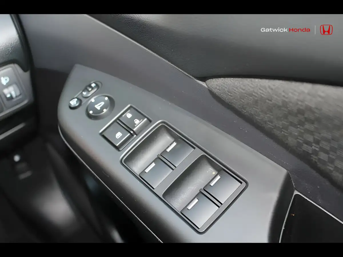 2018-honda-cr-v-20-i-vtec-se-plus-navi-4wd-ss-big-24