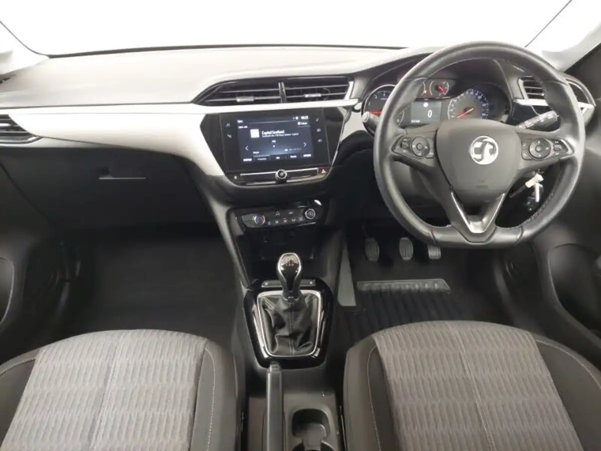 2021-vauxhall-corsa-12i-se-edition-big-2