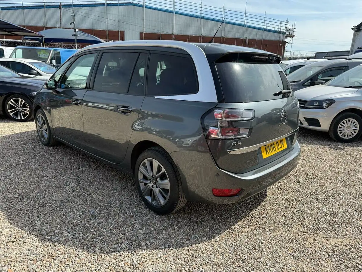2016-citroen-grand-c4-picasso-16bluehdi-flair-eat6-big-6