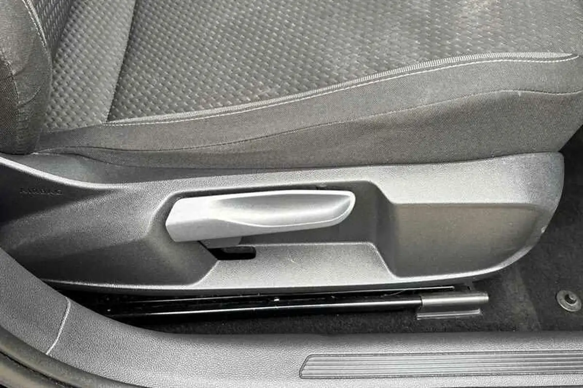 2022-volkswagen-polo-10-tsi-life-dsg-big-27