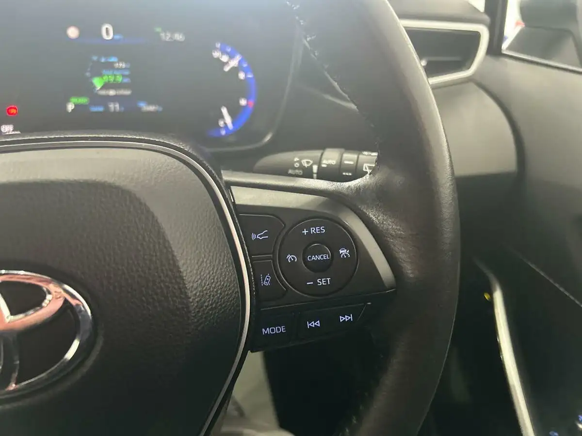 2021-toyota-corolla-18-vvt-i-design-trk-touring-sports-5d-big-27