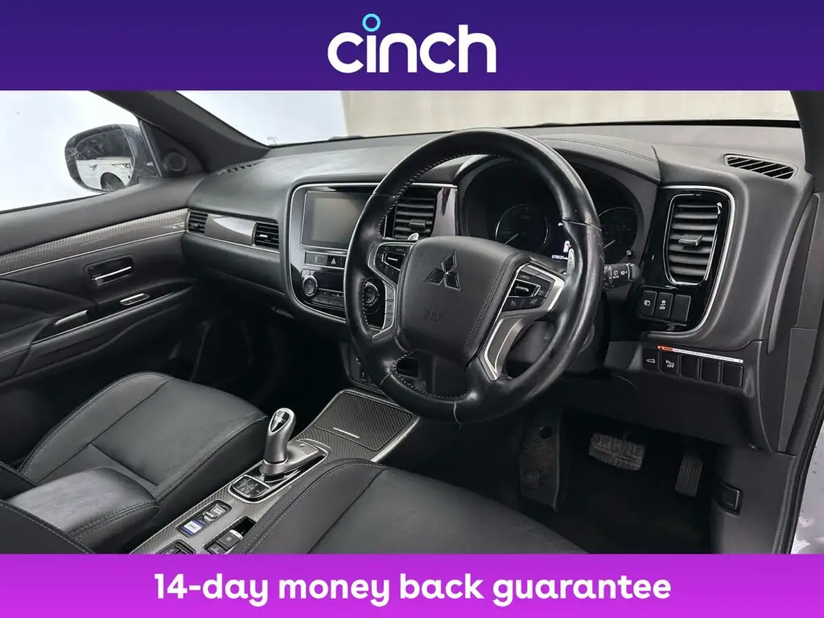 2018-mitsubishi-outlander-24-4h-phev-big-8