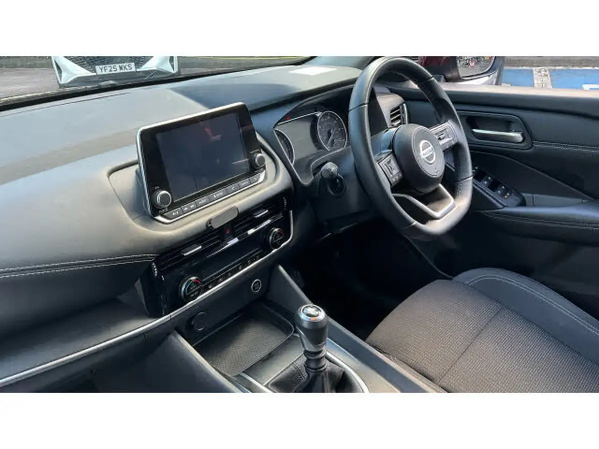 2022-nissan-qashqai-13-dig-t-acenta-premium-140ps-big-8